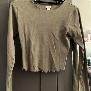 Green long sleeve shirt